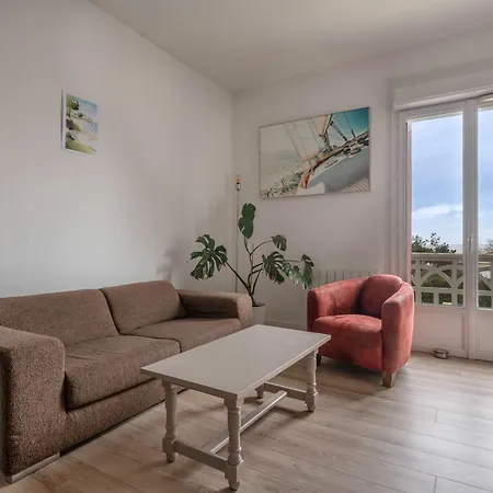A 50m De La Plage, Vue Apartment *